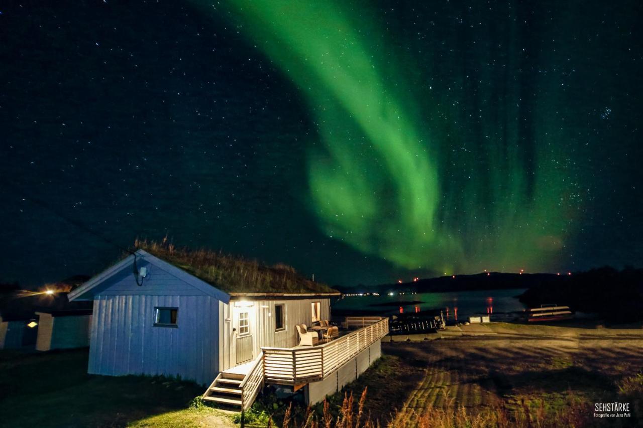 Laukvik Senja Hotel Botnhamn Exterior photo