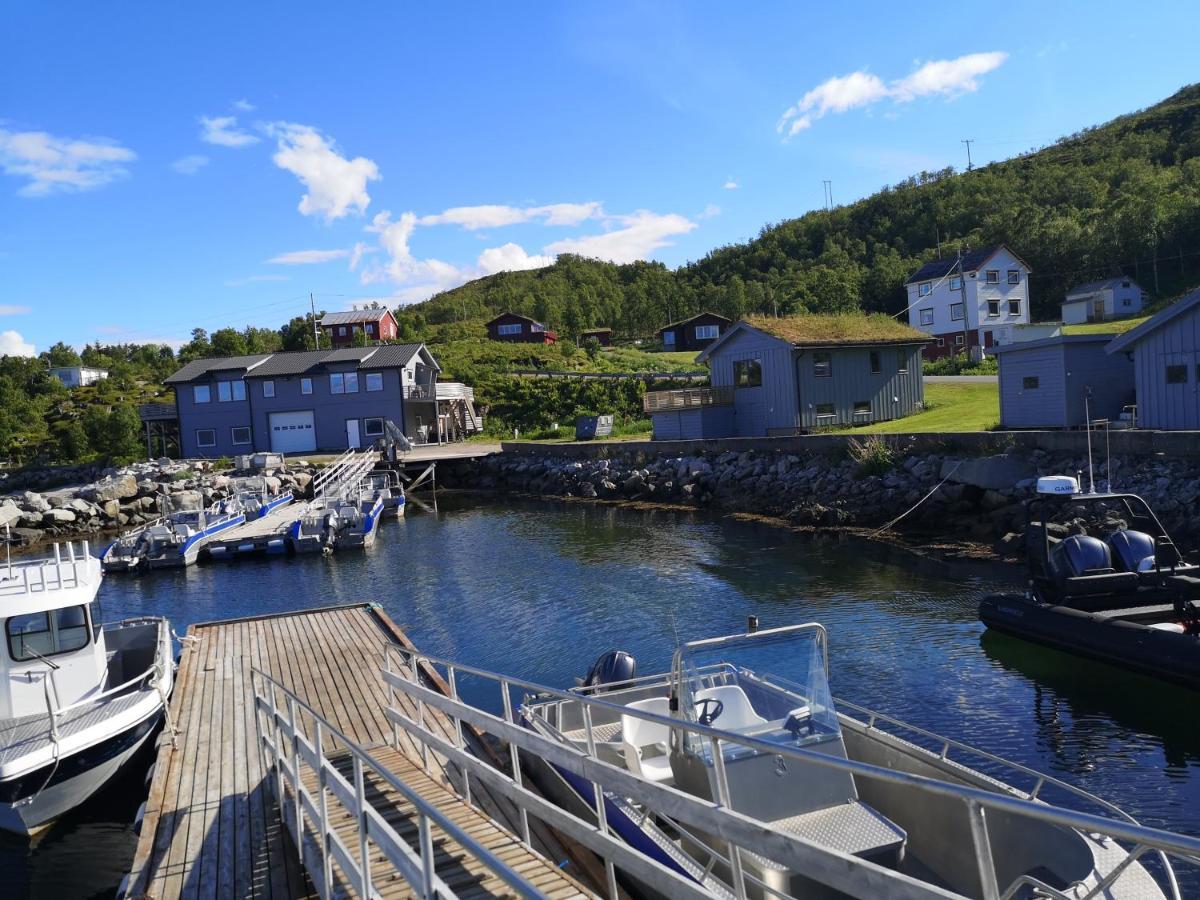 Laukvik Senja Hotel Botnhamn Exterior photo