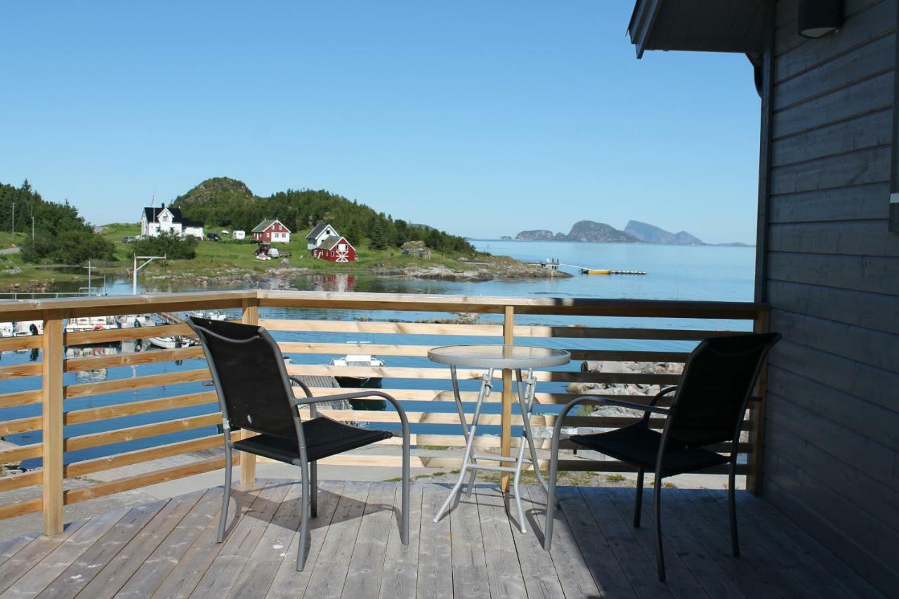 Laukvik Senja Hotel Botnhamn Exterior photo